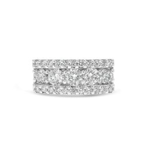 14k white gold diamond cocktail ring. - 10555