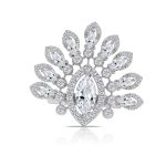 14k white gold diamond cocktail ring. - 10627