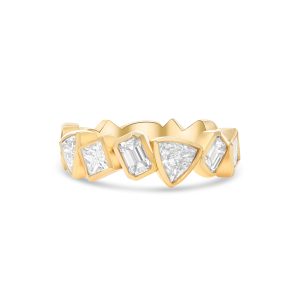 18k yellow gold diamond band. - 10804