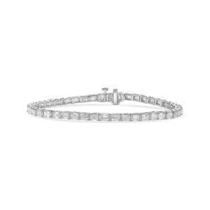 18k white gold emerald cut diamond tennis bracelet. - 11700