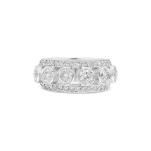 14k white gold diamond cocktail ring. - 10557