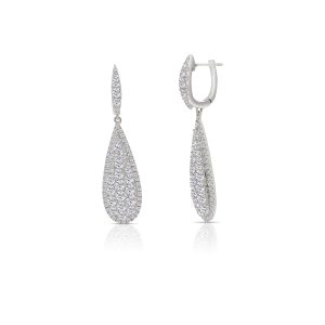 18k white gold diamond earrings. - 10661