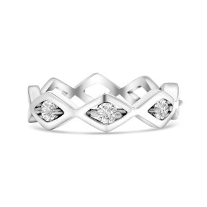 14k white gold diamond cocktail ring. - 10862