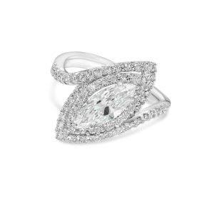 18k white gold engagement ring. - 10407