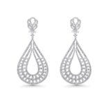 18k white gold diamond earring. - 10511
