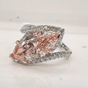 18k white gold engagement ring. - 10407