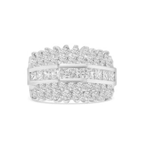 18k white gold diamond cocktail ring. - 11183