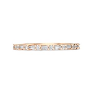 18k rose gold diamond band. - 11557